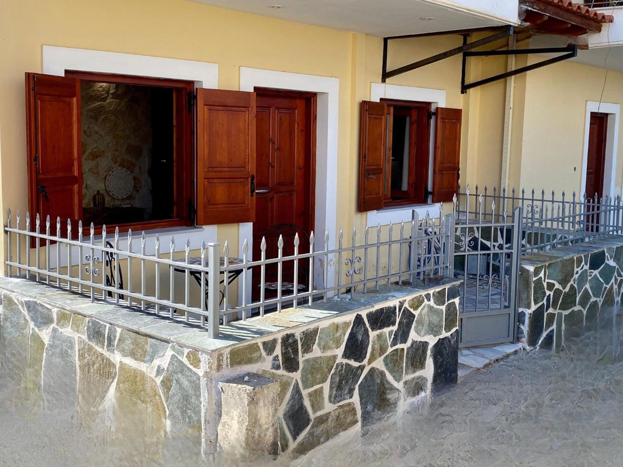 Panoraias Luxury Suite Kyparissia Exterior photo